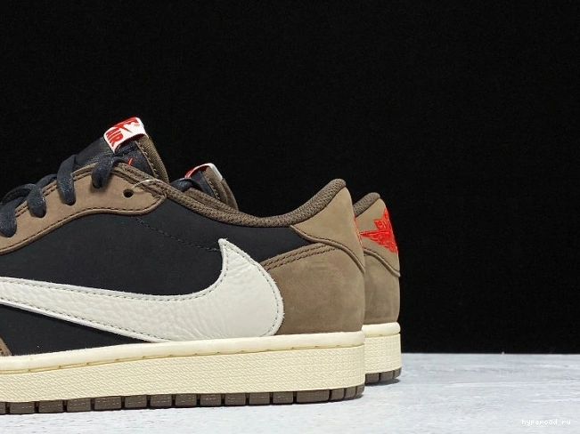 x SP Air CQ4277-001 Travis Scott Dark Jordan OG 1 Mocha Low 1020